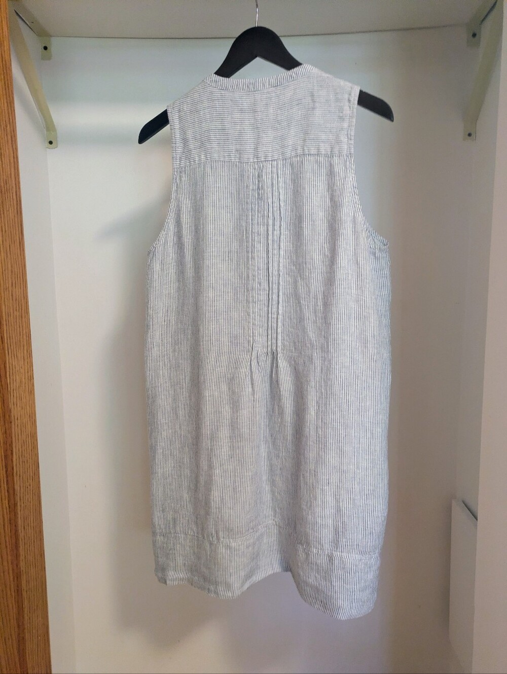 Quince 100% European linen sleeveless swing dress in blue pinstripe Size Medium - Picture 6 of 8